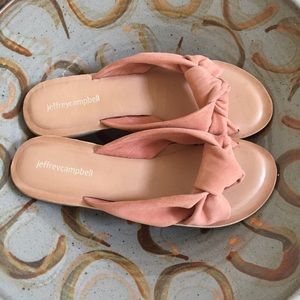NIB Jeffrey Campbell Zocalo Slides Blush Suede 6